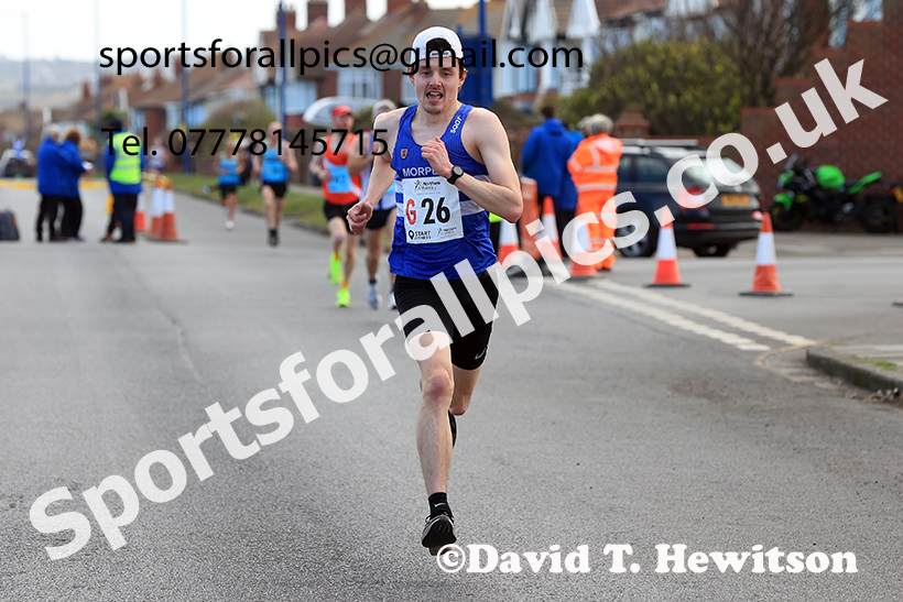 Senior mens Northern 12 Stage Road Relay, 2025 Northern 12 and 6 Stage Road Relays and Junior 5k, Redcar. Photo: David T. Hewitson/Sports for All Pics